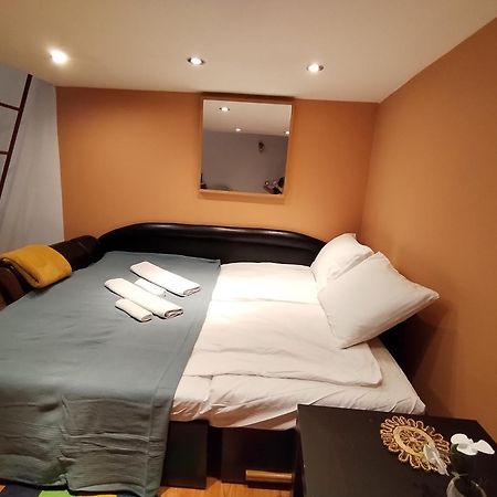 Marek 30 Apartman Budapest Exteriör bild